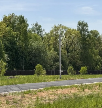 участки с газом у лесного массива